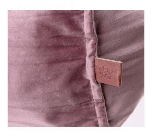 Designed by Lotte Katzenkissen Velveti - grün